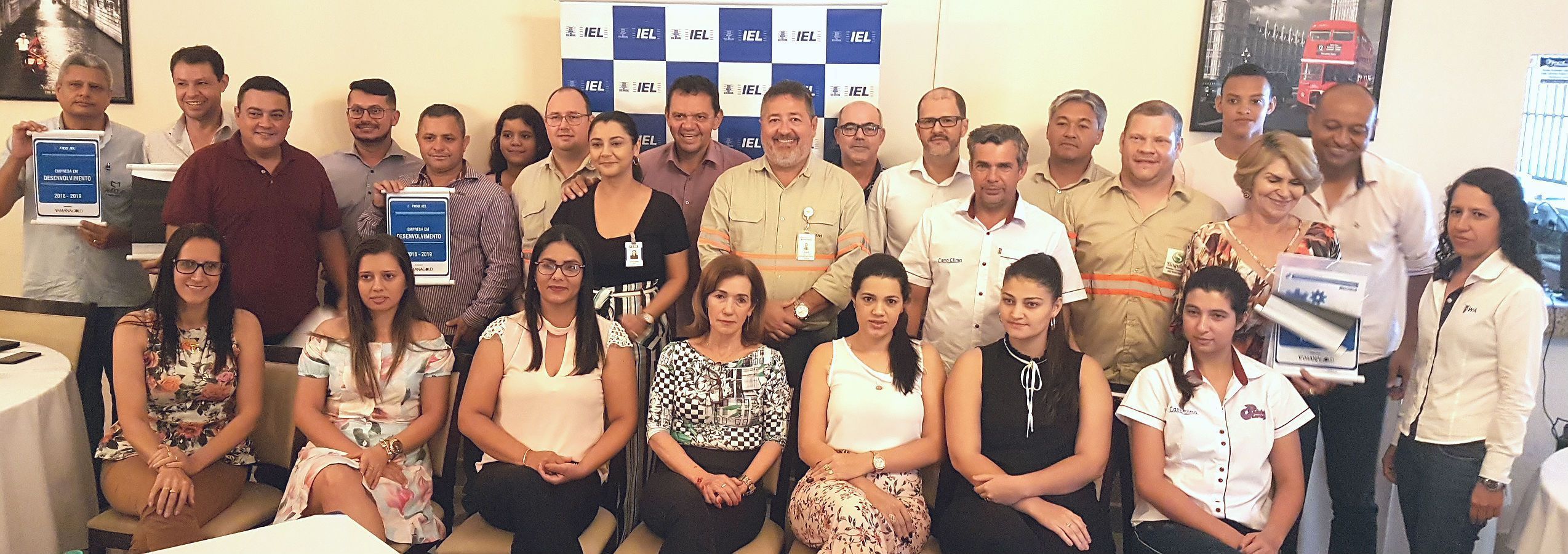 Empresários de Campinorte, autoridades locais e representantes de IEL Goiás e Yamana Gold se reúnem para evento de lançamento do Programa de Desenvolvimento de Fornecedores. Fotos: Adenílson Passos e Sérgio Lessa