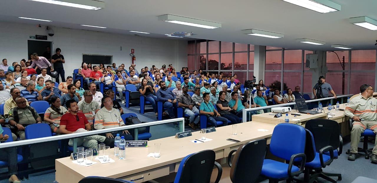 Auditório da Câmara de Alto Horizonte ficou lotado