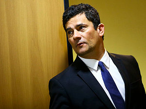 Sergio Moro alega que Bolsonaro quis interferir na PF para proteger aliados