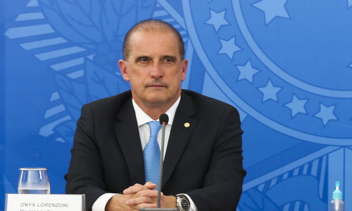 O presidente da Caixa Econômica Federal, Pedro Guimarães, fala à imprensa no Palácio do Planalto,sobre o o pagamento da 2ª parcela do auxílio emergencial