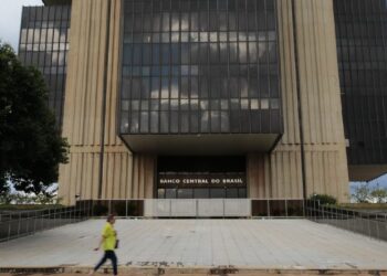 Edifício-sede do Banco Central no Setor Bancário Norte, em lote doado pela Prefeitura de Brasília, em outubro de 1967