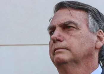 bolsonaro-fica-em-silencio-durante-depoimento-sobre-tentativa-de-golpe