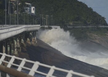 mpf-no-rio-vai-a-justica-pela-demolicao-da-ciclovia-tim-maia