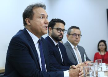 acordo-firmado-pela-equatorial-com-mp-e-procon-encerra-processos-sobre-contas-faturadas-por-media-pela-celg-em-janeiro-de-2015