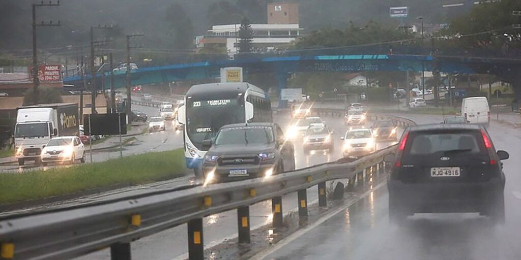 sul-e-sudeste-tem-alerta-para-chuva-forte-entre-quinta-e-domingo